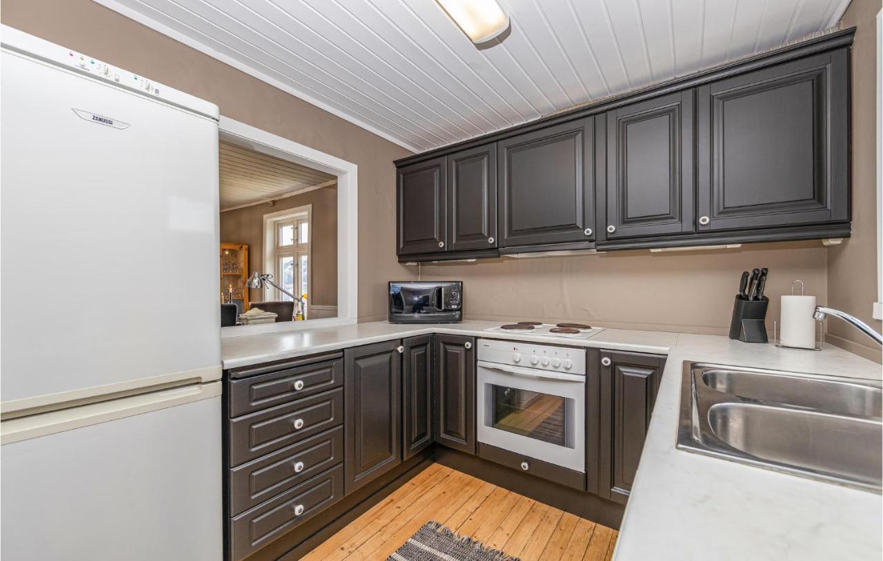 3 Bedroom Nice Home In Kvamsoy Sandvik  Екстериор снимка
