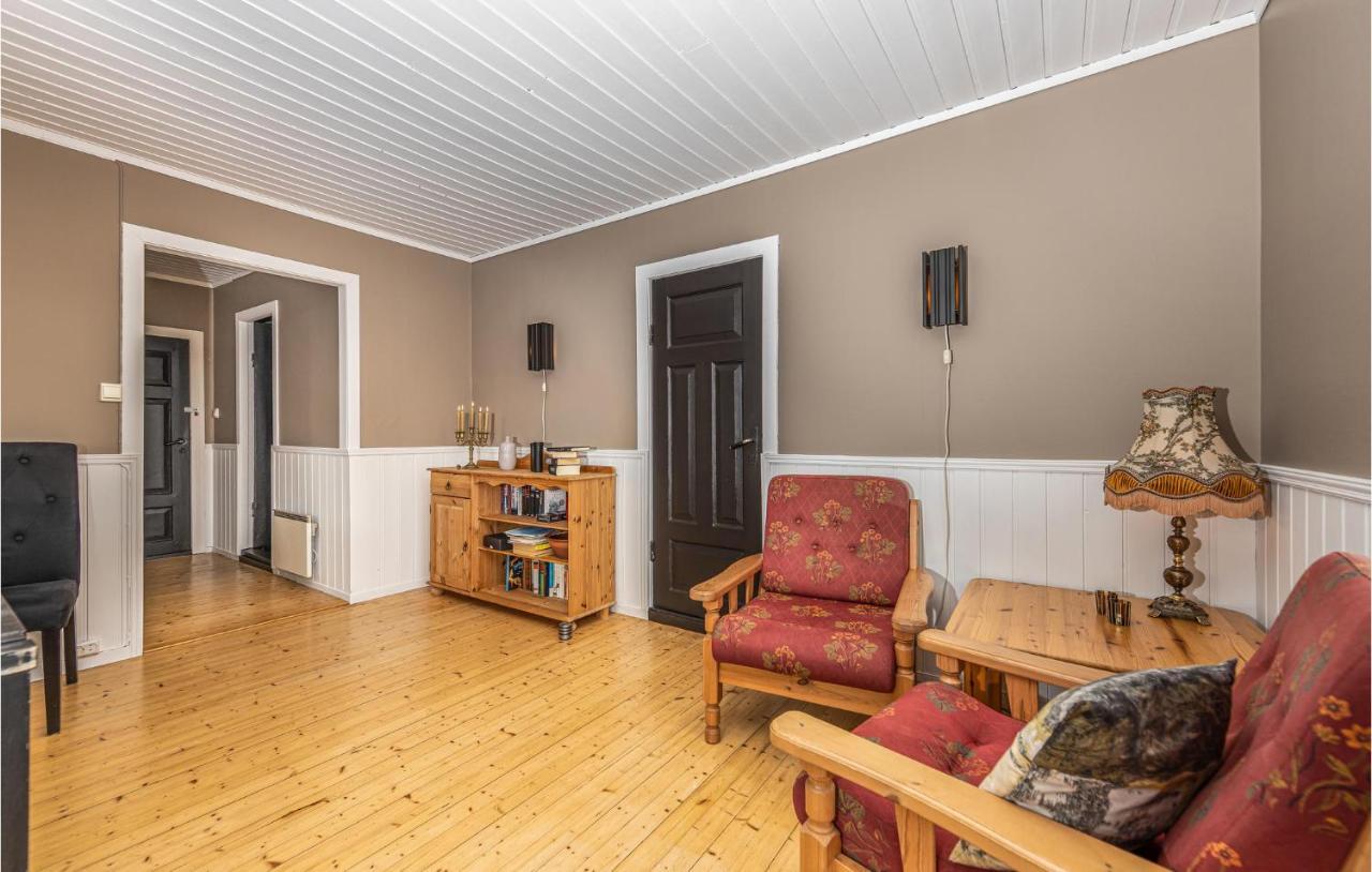 3 Bedroom Nice Home In Kvamsoy Sandvik  Екстериор снимка